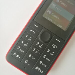 Nokia 107 FM Radio Dual SIM mobile phone Russian Hebrew Arabic keyboard Bundle Description 1 battery