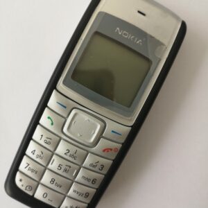 Nokia 1110i Mobile Phone Unlocked 2G cheap Old Mobile Classic Phone Bundle Description 1 battery