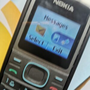 Nokia 1208 unlocked gsm 900/1800 mobile phone Russian Hebrew Arabic keyboard Bundle Description 1 battery