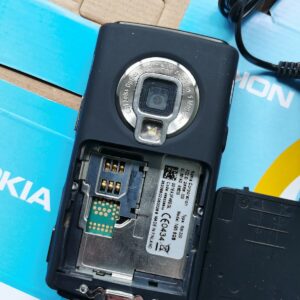 Nokia N95 8GB Symbian smartphone 8 GB storage, 128 MB RAM - Image 2