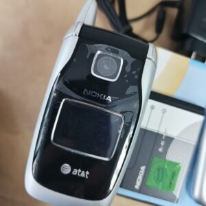 Nokia 6101 Flip Cellphone 2G GSM 900/1800/1900 FM Radi Collect Phone
