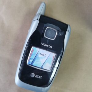Nokia 6101 Flip Cellphone 2G GSM 900/1800/1900 FM Radi Collect Phone - Image 2