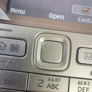 95% New Nokia E52 - BLACK, WHITE, GOLD (Unlocked) Smartphone Battery 1 battery Color Black - Image 2