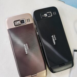95% New Nokia E52 - BLACK, WHITE, GOLD (Unlocked) Smartphone Battery 1 battery Color Black - Image 7