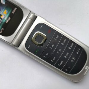 Nokia 7020 - Graphite (Unlocked) Cellular Phone - Image 4