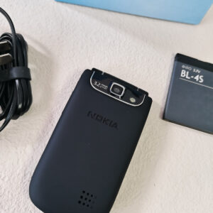 Unlocked Nokia 3710 Fold Mobile Phone - Image 6