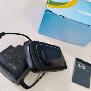 Unlocked Nokia 3710 Fold Mobile Phone - Image 9