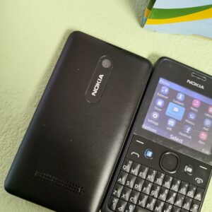 NOKIA 210  very very New , working very well Bundle Description 1 battery SIM Single SIM