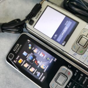 Nokia 6120 classic 3G GSM Unlocked Keyboard Phone  Colors Black Battery 2 batteries - Image 2