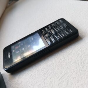 Excellent condition Nokia Asha 301 Black (Unlocked) Mobile Phone + 12 Months War SIM Single sim Battery 1 battery - Image 2