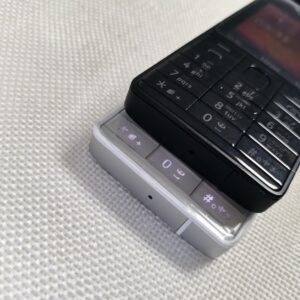Original Nokia 515  256MB 64MB RAM storage single / dual sim 3G network phone  SIM Single sim Color Black - Image 9