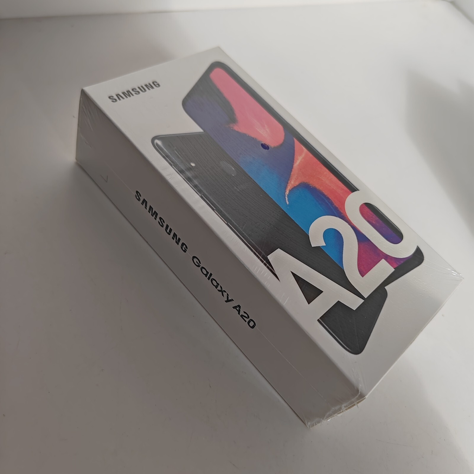 Samsung Galaxy A20 SM-A205F/DS 6.4" 13MP 32GB Dual SIM Android 11  Storage 32GB binding only phone