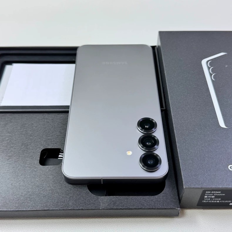 Samsung Galaxy S25+ 5G 6.7"QualcommSnapdragon 8 Elite SM-S936B/DS(Global) Google storage 256GB 12GB RAM colors Please note the color you need in order