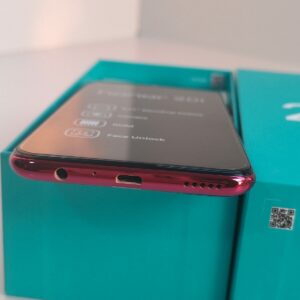 Huawei Honor 20i HiSilicon Kirin710 64/128/256GB play Global Android sealed Storage 128GB Color Red - Image 5