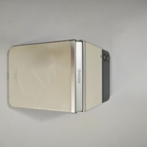 Samsung Galaxy Z Flip3 5G 6.7" 12MP Android 14 128GB 8GB RAM smartphone - Image 8