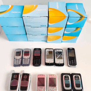 Nokia 6085 6110 6101 6030 6100 6233 6111 Button or flip old style phone. Model Number 6085