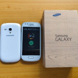 Samsung Galaxy S III Mini GT-I8190 GPS Wi-Fi 5MP 1GB RAM 8GB ROM Android Phone Color White