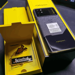 OnePlus 8T Cyberpunk limited edition 12+256G Google Unlocked Original Package Mobile phone and charger