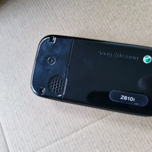 Unlocked Original Sony Ericsson Z610 Z610i Mobile Phone GSM Flip Cellphone - Image 11