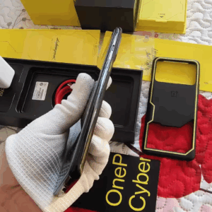 OnePlus 8T Cyberpunk limited edition 12+256G Google Unlocked Original Package Mobile phones and all accessories - Image 9
