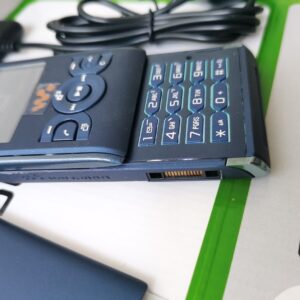 Sony Ericsson Sony Ericcson Walkman W595 - Blue (Unlocked) Cellular Phone - Image 5