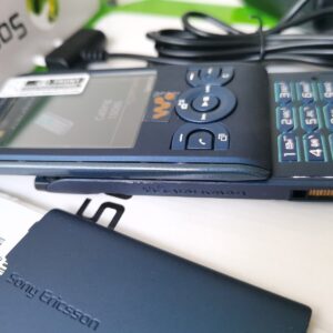 Sony Ericsson Sony Ericcson Walkman W595 - Blue (Unlocked) Cellular Phone - Image 6