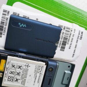Sony Ericsson Sony Ericcson Walkman W595 - Blue (Unlocked) Cellular Phone - Image 9
