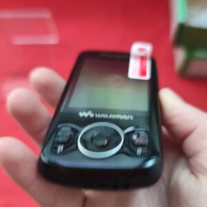 Sony Ericsson Walkman W100 W100i - Stealth Black (Unlocked ) GSM Mobile PhoneSo - Image 7