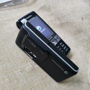 Original Sony Ericsson K790 K800 Black (Unlocked) Cellular Phone - Image 4