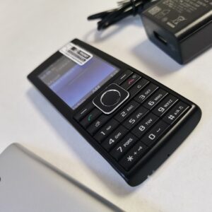 Sony Ericsson Cedar J108i Black Unlocked 3G Bluetooth FM Cellular Phone 280 MB - Image 8