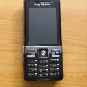 Sony Ericsson C702 Very Rare - For Collectors - Unlocked 150 MB  Color Black - Image 2