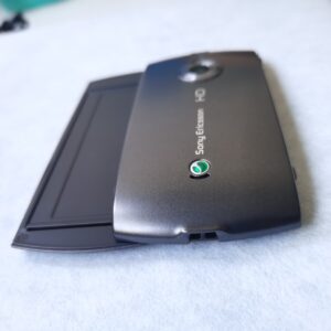 Sony Ericsson Vivaz Pro U8 3G Mobile Phone 3.2'' CellPhone Symbian OS Bundle Description 2 batteries - Image 5