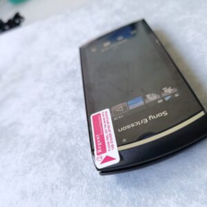 Sony Ericsson Vivaz Pro U8 3G Mobile Phone 3.2'' CellPhone Symbian OS Bundle Description 2 batteries - Image 7