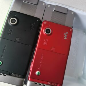 Sony Ericsson Sony Ericcson Walkman W910i  (Unlocked) Cellular Phone Bundle Description 1 battery Color Black - Image 8