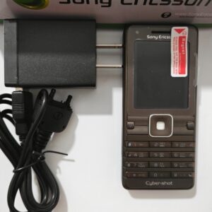 Sony Ericsson k770 K770i Cyber-Shot Unlocked Mobile Phone - Brown