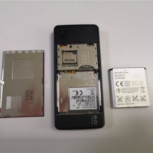 Sony Ericsson Cyber-shot C902 - Swift black (Unlocked) Mobile Phone - Image 8