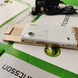 Sony Ericsson Walkman W910i W910 Cell Phone wHITE (Unlocked) Working very well - Image 9