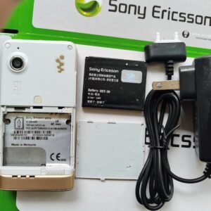 Sony Ericsson Walkman W910i W910 Cell Phone wHITE (Unlocked) Working very well - Image 11