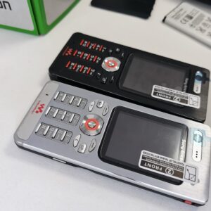 Sony Ericsson W880 W880i (Unlocked) Cellular Phone - Image 7