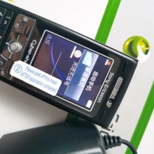 Sony Ericsson Cyber-shot K800i - Velvet black (Unlocked) Cellular Phone - Image 5