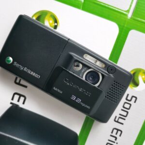 Sony Ericsson Cyber-shot K800i - Velvet black (Unlocked) Cellular Phone - Image 8
