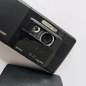 Sony Ericsson K800i K800 Cyber-shot Black (Unlocked) Classic 3G Mobile Phone Bundle Description 1 battery - Image 5