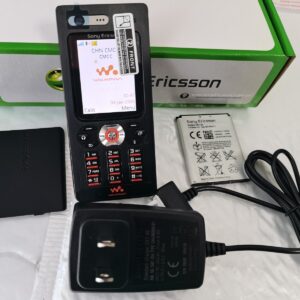Original Unlocked Sony Ericsson w880 w880i Mobile Phone 3G Bluetooth MP3 Player Colors Black Bundle Description 1 battery - Image 3