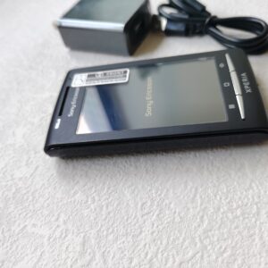 Sony Ericsson Xperia X8 E15, E15i, E15a (Unlocked) Mobile phone Android 2.1 Bundle Description 1 battery - Image 2