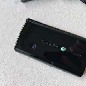 Sony Ericsson Xperia X8 E15, E15i, E15a (Unlocked) Mobile phone Android 2.1 Bundle Description 1 battery - Image 6