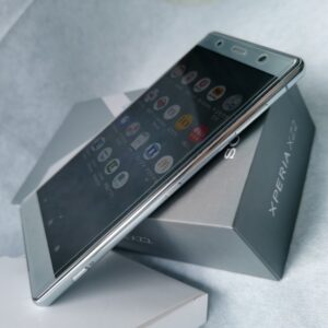 Sony Xperia XZ2 Premium H8166 H8116 SO-04K 4 +64GB  Single/Dual SIM mobile phone SIM Single SIM Color Black Model Number SO04K - Image 7