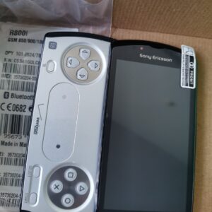 Sony Ericsson Xperia Play R800 R800i Unlocked Slide-Out Smartphone 400 MB - Image 6