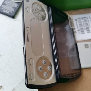 Sony Ericsson Xperia Play R800 R800i Unlocked Slide-Out Smartphone 400 MB - Image 7