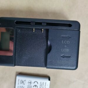 Bst-38+ LCD Charger for Sony Ericsson C510 C902 C905 S500 W760 W902 S550 U20 Package Included  1battery+1charger