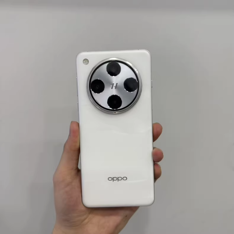 Oppo Find X8 Pro  6.78" 16+512GB Android 15 Google unlocked Storage 16+512GB Colour Please note what color you need